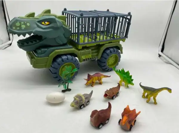 TOYS - Image 3